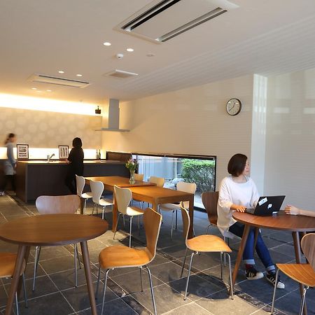 Hostel Spica Fukuoka  Exteriör bild