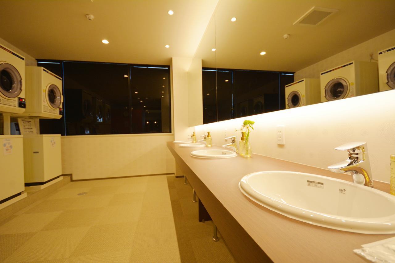 Hostel Spica Fukuoka  Exteriör bild
