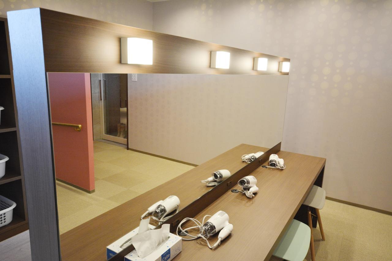 Hostel Spica Fukuoka  Exteriör bild
