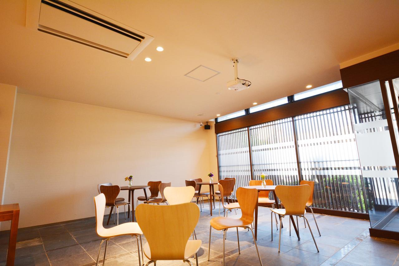 Hostel Spica Fukuoka  Exteriör bild