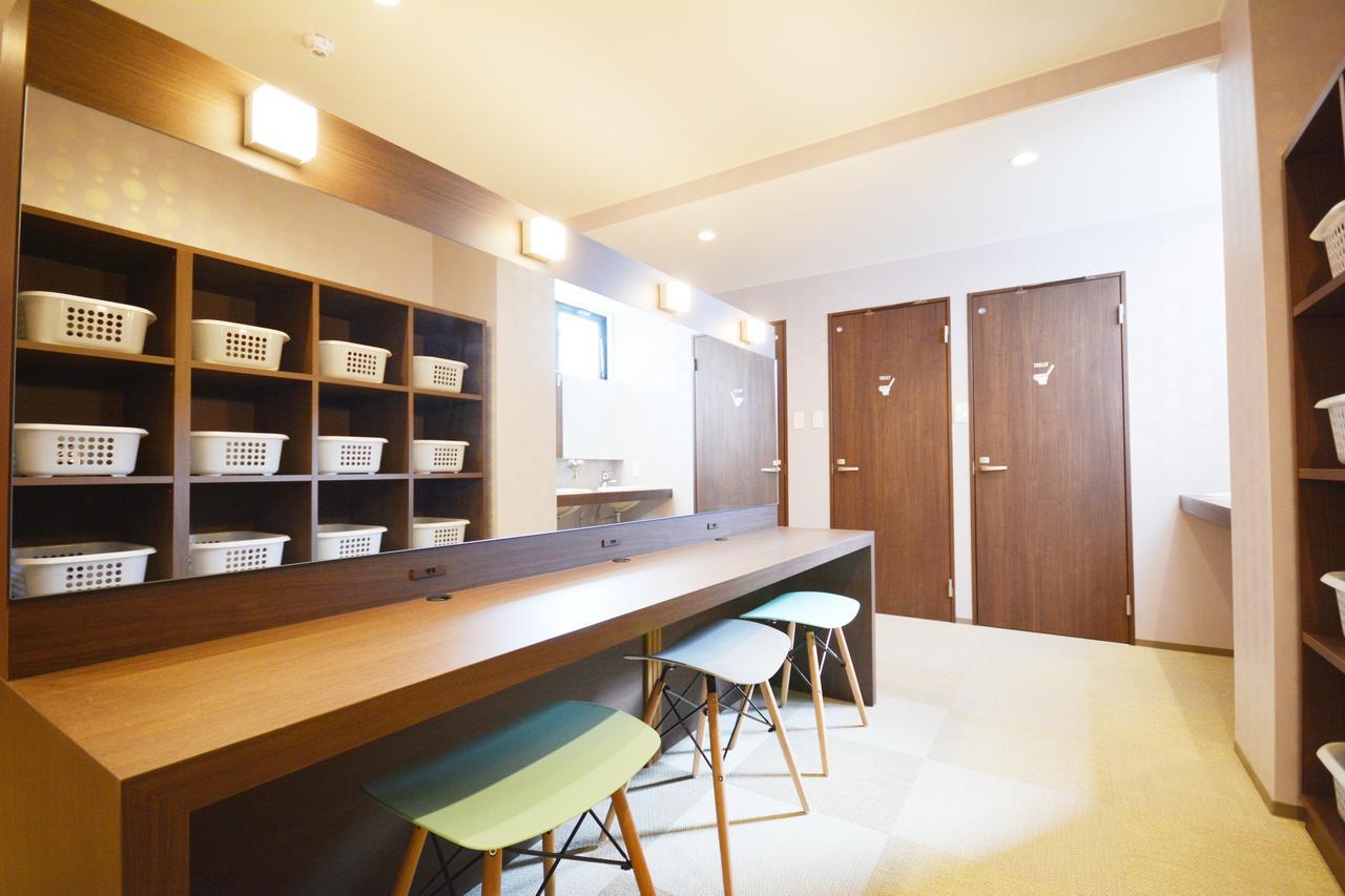Hostel Spica Fukuoka  Exteriör bild