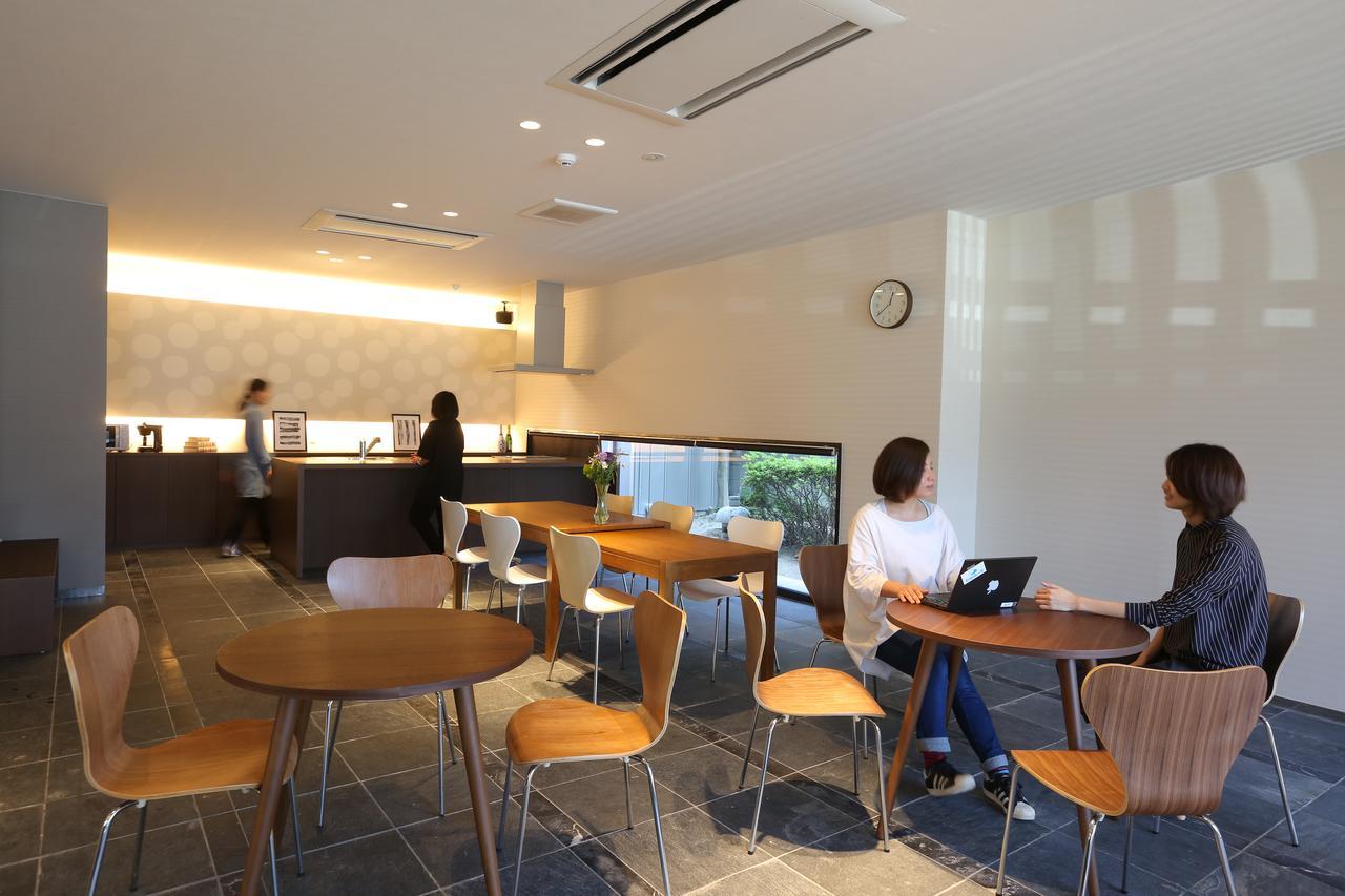 Hostel Spica Fukuoka  Exteriör bild