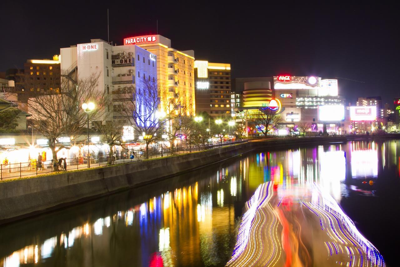 Hostel Spica Fukuoka  Exteriör bild